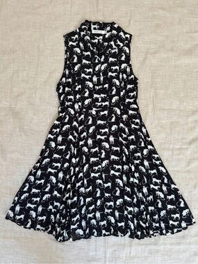 Sunny Girl Black and White Cat Print Button-Up Blouse women’s size large